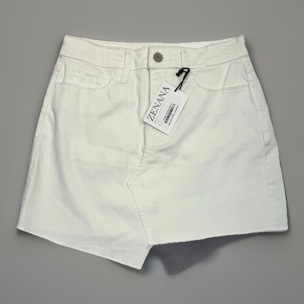 Zenana White Denim Distressed Skirt Women’s Size‎ S Classic Summer Button NWT